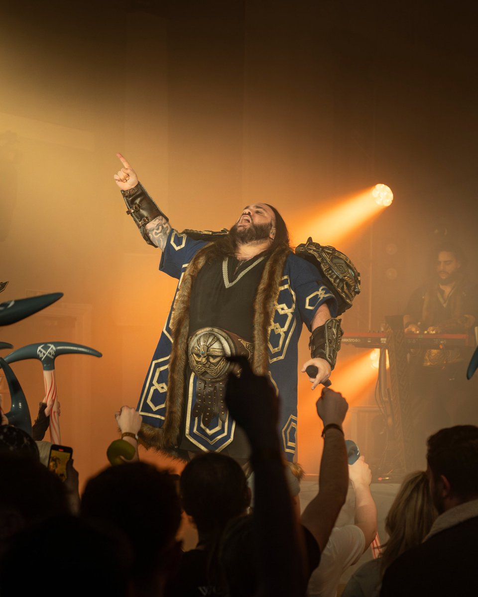 OS__Studios's tweet photo. The Warcraft 30th Anniversary journey begins! ⚔️🔥

On Saturday, the Warcraft 30th Anniversary World Tour kicked off in London, bringing together an incredible community to celebrate three decades of legendary storytelling, epic battles and unforgettable moment https://t.co/dIoSqpWei6