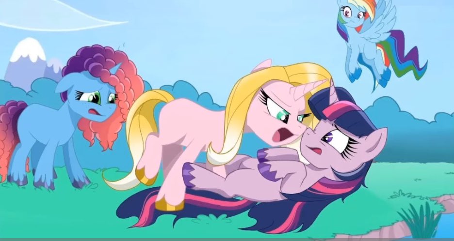 AuroraGlimmer1's tweet image. Are you guys excited for G6 ???