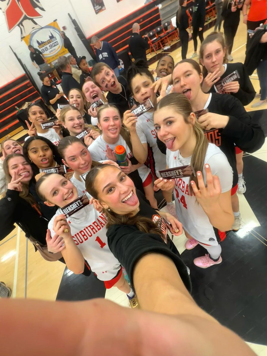 We are going to the Giant Center!! AGAIN!! Thursday 6:15pm🍫