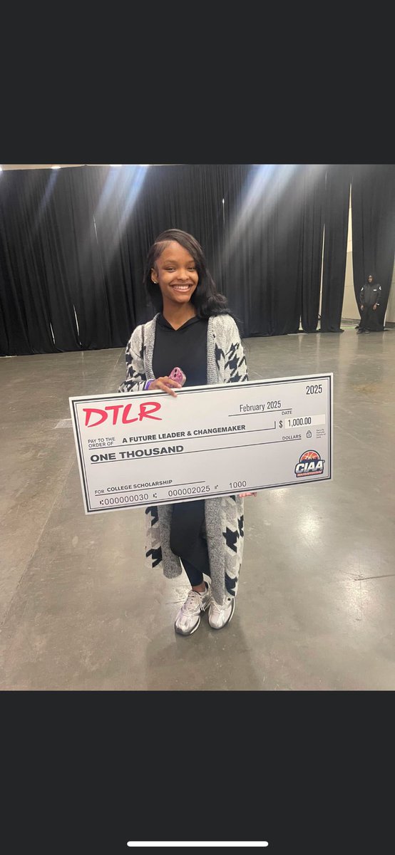 EWHS RED STORM! (@edmondsonhs) on Twitter photo Huge congratulations goes out to one of our Super Senior Student Athletes, Lashawn Pointer, for winning a scholarship at CIAA Education Day! Class of 2025 is making waves! Thank you <a href="/DTLRStores/">DTLR</a> and <a href="/CIAAForLife/">CIAA</a>  
<a href="/EdmondsonAlumni/">Edmondson Alumni</a> <a href="/BaltCitySchools/">Baltimore City Public Schools</a> Huge congratulations goes out to one of our Super Senior Student Athletes, Lashawn Pointer, for winning a scholarship at CIAA Education Day! Class of 2025 is making waves! Thank you <a href="/DTLRStores/">DTLR</a> and <a href="/CIAAForLife/">CIAA</a>  
<a href="/EdmondsonAlumni/">Edmondson Alumni</a> <a href="/BaltCitySchools/">Baltimore City Public Schools</a>