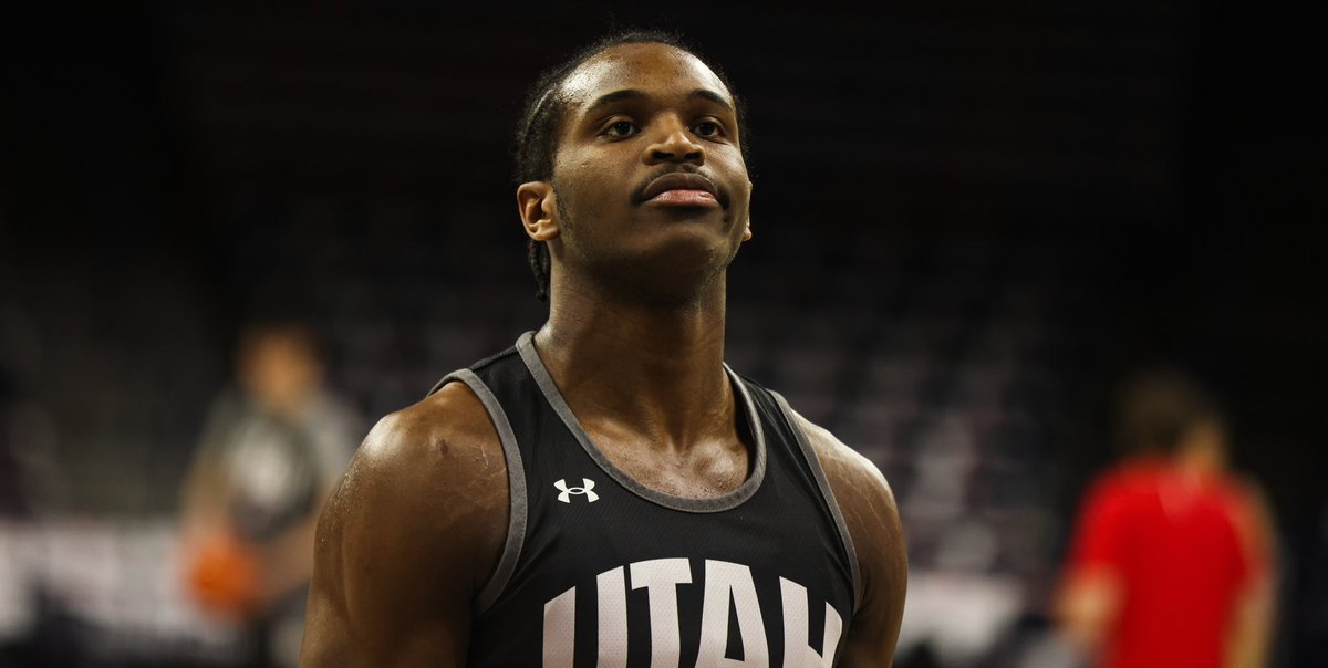 UtahMBB's tweet photo. Checking in from McKale📍

#JustUs https://t.co/Hzgo91WKlV