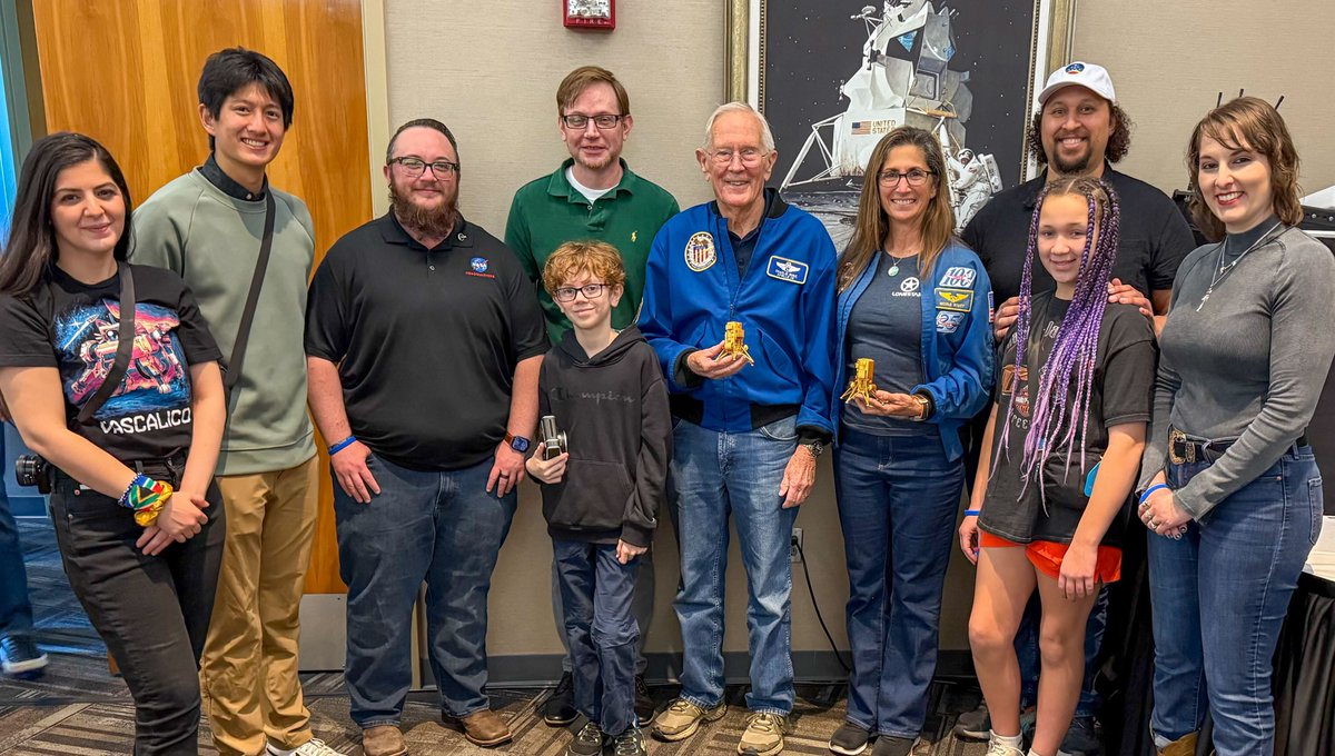 A fine group of explorers from the #Starfield community, <a href="/sedsusa/">SEDS</a>, and Bethesda preparing for the launch of Lonestar's Freedom Mission, which will send the first data center to the moon! 🚀