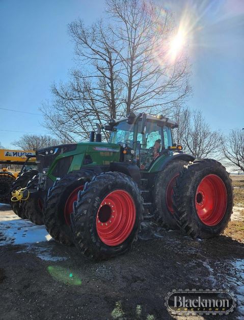 MachineryPete's tweet photo. Fendt 939 w/ 1419 hours sold $175,000 today on farm estate auction in east-central Arkansas https://t.co/dGP6iPHnMW
