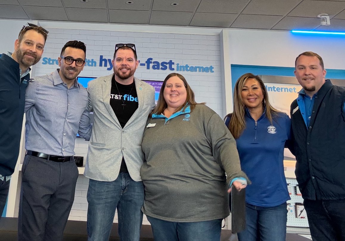 Alexander Williams (@a_williams405) on Twitter photo Grateful to our leadership team for stopping by the business today. Your support and insights mean a lotโhereโs to keeping the momentum going! <a href="/AlyssaMoore_12/">Alyssa Moore</a> <a href="/Farzad_Farokhi/">Farzad Farokhi</a> <a href="/HelmickTj/">TJ Helmick</a> Grateful to our leadership team for stopping by the business today. Your support and insights mean a lotโhereโs to keeping the momentum going! <a href="/AlyssaMoore_12/">Alyssa Moore</a> <a href="/Farzad_Farokhi/">Farzad Farokhi</a> <a href="/HelmickTj/">TJ Helmick</a>