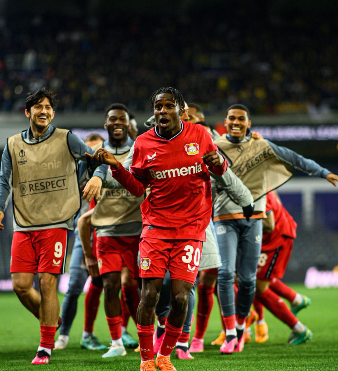 JaYAn1718 tweet media