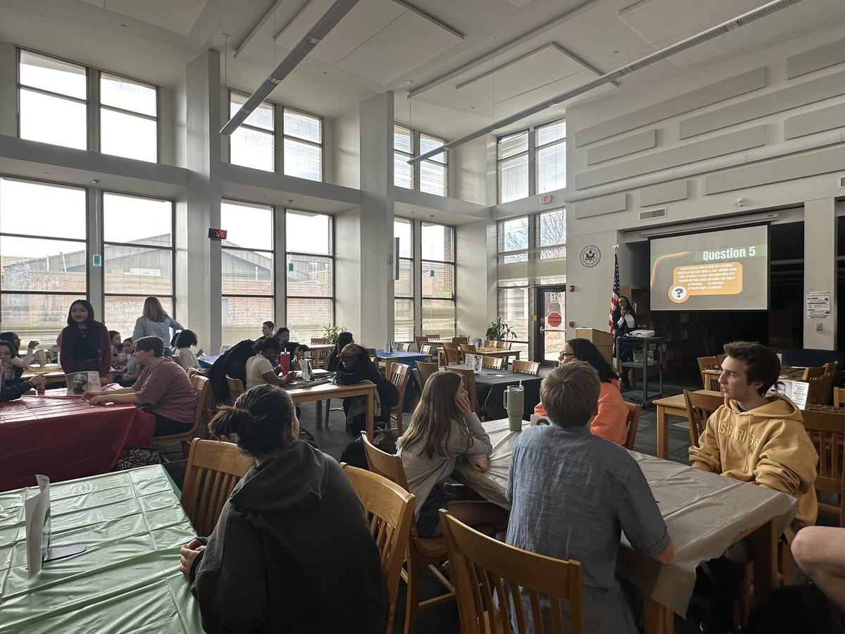 We hosted our first Black History Month trivia during 2ndAcLab today! Thank you to all who attended! A very special thanks and shoutout to Dr. Suggs <a href="/CassWalkerSuggs/">Dr. Cassandra Walker Suggs</a> <a href="/EEA4Rockwood/">Dr. Suggs; Director of Educational Equity & Access</a> for being the emcee! 
.
.
.
#ehs #ehswildcats #bhm #BlackHistoryMonth