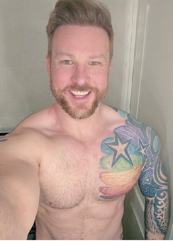 alwaysstrong183's tweet photo. FEATURED: STUART HATTON JR @stuarthattonjr https://t.co/ASV6IJXnmi