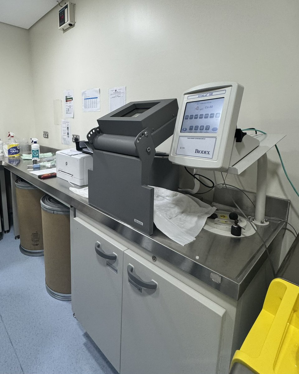 mphynerd's tweet image. زيارة لمركز التصوير الجزيئي i-one

— من أكثر اللحظات الشيقة بالتدريب لحد الآن 🌟