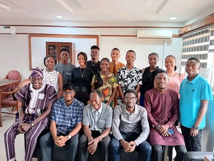 Asiwaju adebare adeoti tweet media