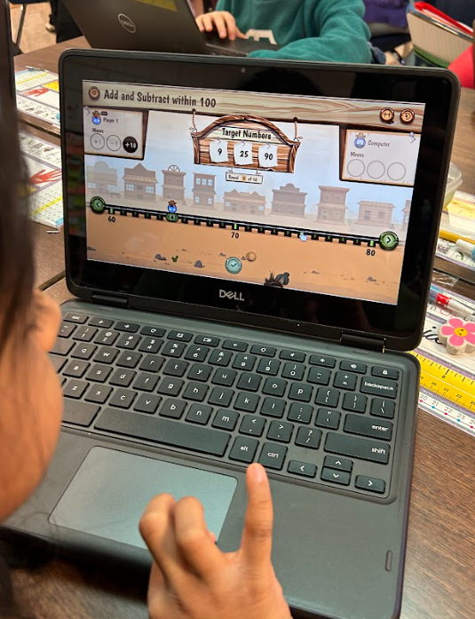 LoweESLeopards's tweet photo. Thank you @jaclynharbin for getting us started with tech math centers! 

Students are using the @ImagineLearning @IllustrateMath centers &amp; LOVING them! 

 #AimHighGoLowe 🐆 https://t.co/sPAEnliUZb