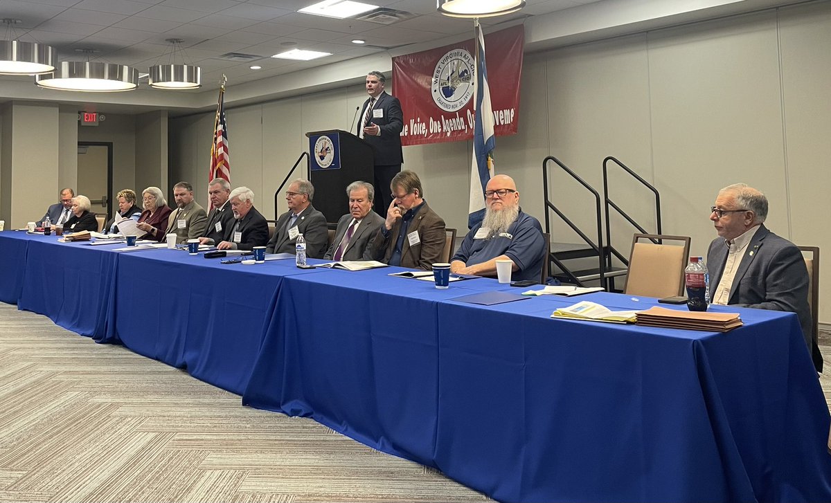 So excited about the great turnout for the first day of WV AFL-CIO’s annual Legislative Conference! Our members are energized and back to fight for the rights of West Virginia working families. 👊