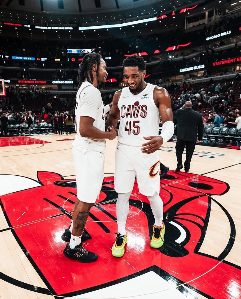 NO PODCASTS, NO DRAMA, JUST HOOPS. KEEPING THE MAIN THING THE MAIN THING.