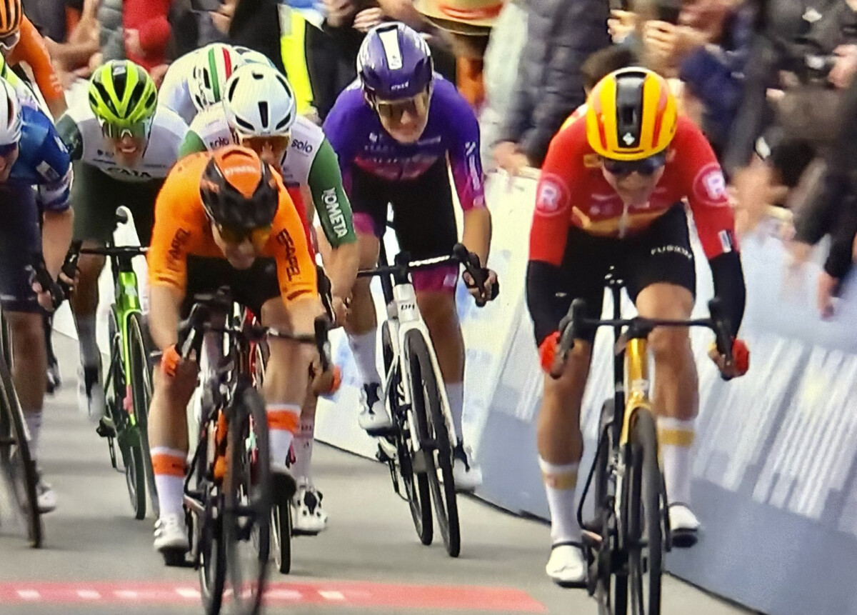 Cyclingpredpt's tweet image. O Gran Camiño🇪🇦 Stage 2
⭐️⭐️⭐️⭐️⭐️Cort
⭐️⭐️⭐️⭐️Canal, Fagundez
⭐️⭐️⭐️Kron, Dversnes, JCepeda
⭐️⭐️Pesenti, Piganzoli, Vansevenant, Berrade
⭐️Rochas, Agirre, JKulset, Frigo, Braz Afonso
#OGC25 #OGC2025 #OGC #OGranCamino #MagnusCort