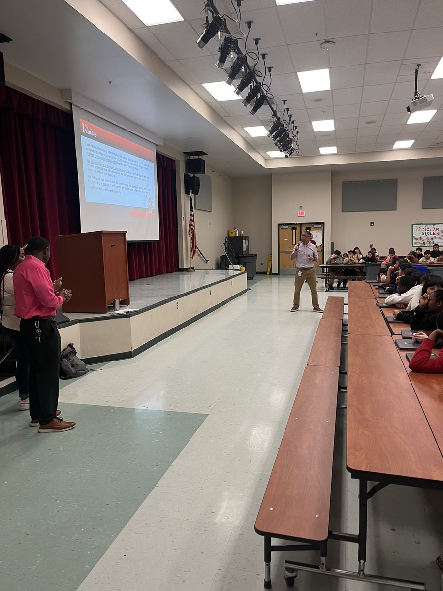 LWMSWarriors's tweet image. Our amazing Lake Worth Middle School Guidance Team is on the move! 🚗💨 Today, they visited @HighlandElemPBC 
 to help future Warriors 🏹 select their courses for 6th grade! 

We can’t wait to welcome our incoming class and set them up for success! 🎯📚 #FutureWarriors