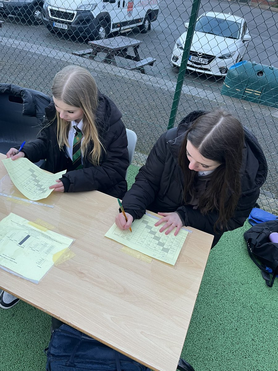 LightHall_PE's tweet photo. 🥇GOLD for our year 8 netballers!🥇
So proud of this team who have won the Solihull Schools’ tournament 2 years in a row - brilliant skill, perseverance &amp; grit from our girls. Thanks Gracie &amp; Maddie who ran the table too! #TEAMLIGHTHALL @lighthallschool https://t.co/anrvuZvlD0