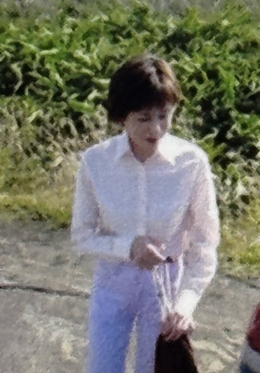 YukieKudo314's tweet photo. #硫黄島の写真( #PicturesOf #Iowjima=#Iwotou) =運命的過ぎる!やらせでは無い真実( Not a set up but a destiny like surprising truth !!!)
私は2003年に硫黄島駐在の @JMSDF_PAO & @JASDF_PAO からのご依頼を受け講演を行った事をXのこのアカウントでもお伝えしたが、あまりに様々な貴重な資料を持つ私にて、「そうだ硫黄島の写真があった筈だ!」と令和の天皇皇后が硫黄島に行くという報道に接した。全く靖國神社にも行かないような徳仁と雅子に私は立腹し、如何に硫黄島が過酷な戦場だったか、我が所有の写真をご紹介して伝えたいとこの1ヶ月ほど写真を探した。
然し大量に航空自衛隊の写真班が撮影してくださった写真が出てこなかった。私は、「嗚呼、やはりナルヒト+マサコに英霊が怒っておられるのだろう。通常なら自衛隊での講演時の写真などは簡単に出せる故に。」と真剣に案じた。そして二枚のフィルムポジティブ現像になっている「ポジ」だけでも無いか?と最近は必死になって探していた。
そうしたら❗️(⬅️やらせではなく❗️)本日2025年2月27日に!2003年2月27日の午前9時から私が講演を行い、当日午後に硫黄島のあちこちを、航空自衛隊のお偉い方と2人で歩いていた写真を発見!ポジを我がスマートフォンにて12-15倍に拡大して撮影した。然し❗️肝心の最も悲惨さが解る沢山の壕の中の写真パート(もう一枚のポジ)は出てこない❗️何故だか私にも不可解だ!何故ならその2枚のポジティブは時刻の完全証明性と共に一緒に保管していた筈だから!私のこの投稿に一切嘘はない❗️
自分でも、ノンフィクション作品である「特攻へのレクイエム」を出版した前後もその後も❗️あまりにも偶然と思えぬ確率の低さで、驚くような運命的に稀有な体験が私の人生にては多すぎるほどあるからだ❗️
今回の偶然とは思えない「2月27日」写真の発見。加えて、前日につまり2月26日かと思うが沢山の壕に入り一つ一つにて沖縄県だけで咲いていた桜の枝を私は取り寄せて購入し、一つ一つ全部で何十とある壕に入ってきたのだ!その写真が有れば!どんなにか悲惨な戦場だったか鮮明に解るのだが!然し私も日にちの記憶がなく何と22年経過して忽然と出てきたポジティブ写真に、運命的に驚いている!22という数字も、2月27日という数字にも運命的な啓示を感じる!
実際には私の講演開始は2003年2月27日の午前9時。一連の写真には、#バロン西(#BaronNishi ) が戦死なさった場所にある慰霊碑。加えて私の講演風景。更に講演後に硫黄島を航空自衛隊の高官と歩いた写真がポジティブ写真一覧にて正確な時刻と共に記されていた!一切やらせや嘘はない❗️
しかも!最も日本帝国陸軍が苦しんだ壕の写真ポジティブが何故か出てこない。そちらの一連のポジティブ写真も同様だが、そちらの壕・滑走路・摺鉢山を中心とした写真は海上自衛隊の高官とご一緒に撮影してくださった写真班のものが出てこない❗️これは!硫黄島の英霊の御魂が!アメリカに!そして❗️何よりも!Naruhito + Masako + 平成の天皇皇后にお怒りであり、#ナルマサ が慰霊などおこがまし過ぎる日帰り!ツアー(硫黄島の戦史さえ知らなそうなナルヒトとマサコが日帰りですと⁉️いい加減にしろ❗️壕の中に入り未来永劫出てこないぐらいの決意と行動なかりせば❗️日本や世界へ、特にナルヒトとマサコへの英霊の怒りは止むことはないだろうと、今日の我が驚きの発見によりそう確信した!
by #工藤雪枝=#YukiéKudo =#YukieKudo
at JST 06:28 am ( =UTC + 9 hours ) on 27th of February 2025 !!! 😡