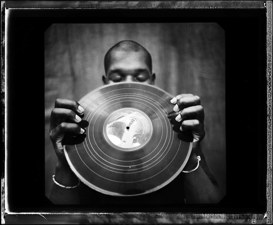 happy birthday DJ Logic (<a href="/projectlogic/">DJ Logic</a> - photo by <a href="/Danny_Clinch/">Danny Clinch</a>)