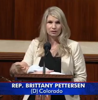 Fritschner's tweet photo. Left: Brittany Petterson votes in the House with her newborn son a month after giving birth because Republicans barred remote voting for new mothers

Right: Byron Donalds votes in the House secretly by proxy from the set of Bill Maher in Los Angeles, breaking House ethics rules https://t.co/MarU0JIhZ5