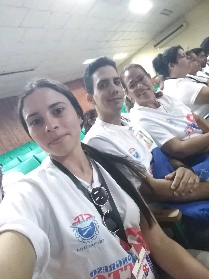 Delegados de nuestro Centro de Bioplantas participan en el la XXII Conferencia Provincial de la CTC Provincial de Ciego de Avila que se celebra en la Universidad de Ciego de Ávila Máximo Gómez Báez.

#CienciaCubana
#CTC
#trabajadores
#CiegoEn26