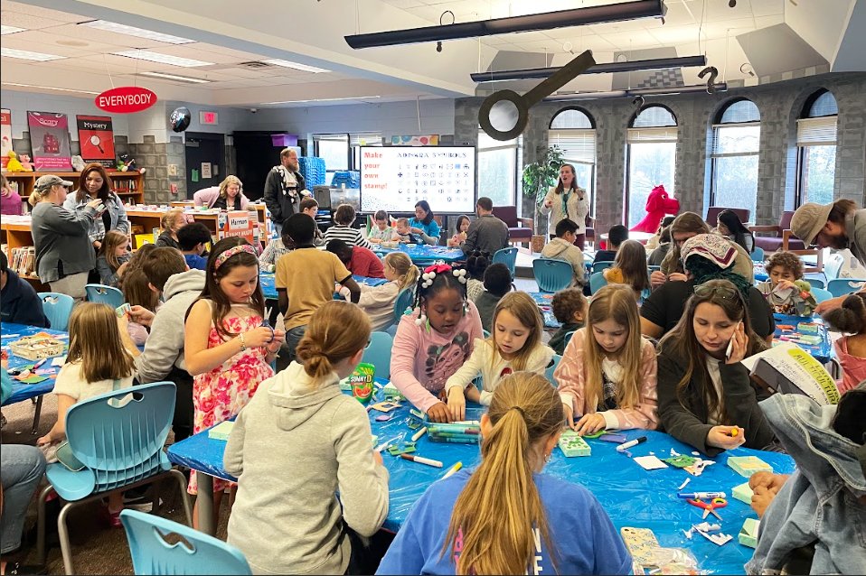 KyDeptofEd's tweet photo. Family Friendly Schools: Read more about how the team at Lansdowne Elementary School in Fayette County achieved Family Friendly Certification https://t.co/4X9c0jq55A https://t.co/IYs1tzWJlr