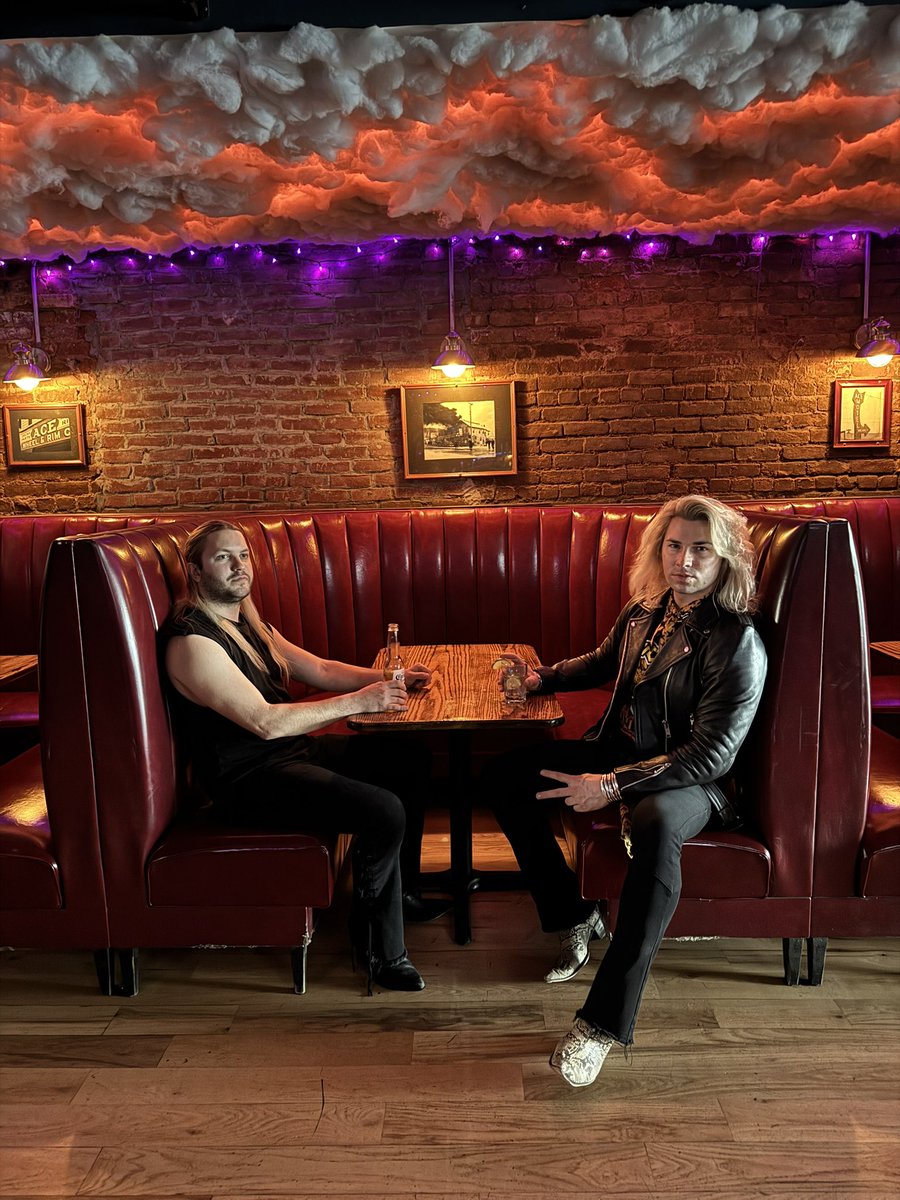 New York Tough ⚡️💪🏻🦅
&amp; Ready for an episode with @thesdrshow