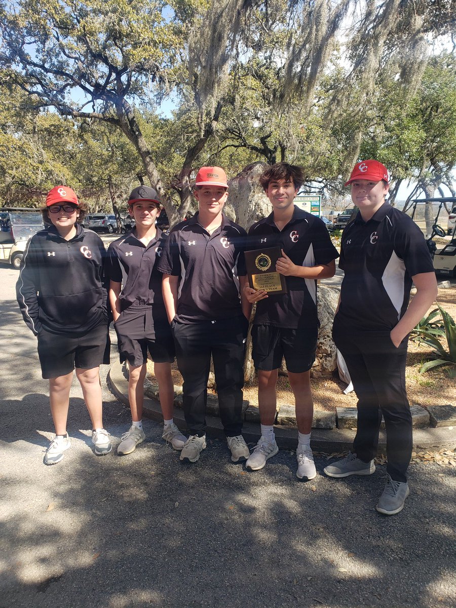 Proud of these kids! 1st place at today’s tournament! <a href="/GolfCougar/">Canyon Cougar Golf</a>