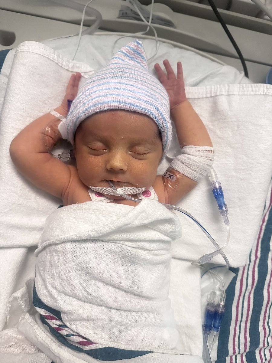 ScottJohnsonOK's tweet photo. To be this unbothered while your mom and dad are going through hell trying to get you transferred to another hospital across the state so you can get your mouth connected to your stomach. https://t.co/7OrZNtt9BZ