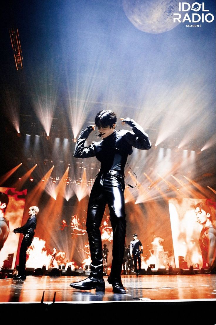 archiveforjyh's tweet photo. Yunho insane Body proportion ; A Thread.

#에이티즈 #ATEEZ #윤호 #YUNHO https://t.co/9DP8TMqEFi