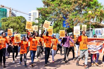ACEJUganda's tweet image. 11 activists from #stopeacopuganda  have been arrested by the ugandan police as thy try express their ungratefulness and mis satisfaction with EACOP project . #stopfossilfuels