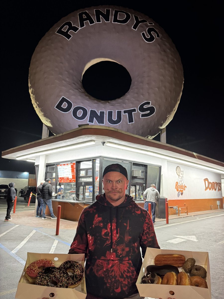 Randy da Donut Homie

🌮 🍩 🦖
