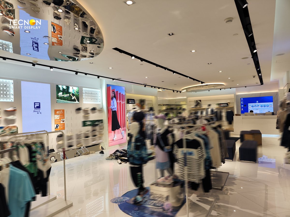 TECNON_tailong's tweet photo. 🌟 In-Store LED Display at Macau FILA! 🌟

The P2.5 LED screen brings high-resolution visuals to FILA’s offline store in Macau, creating an immersive shopping experience. 🏬✨

#LEDDisplay #RetailTech #InStoreDisplay #FILA #ledscreen #leddisplayscreen #ledfactory https://t.co/pyha9u38DJ