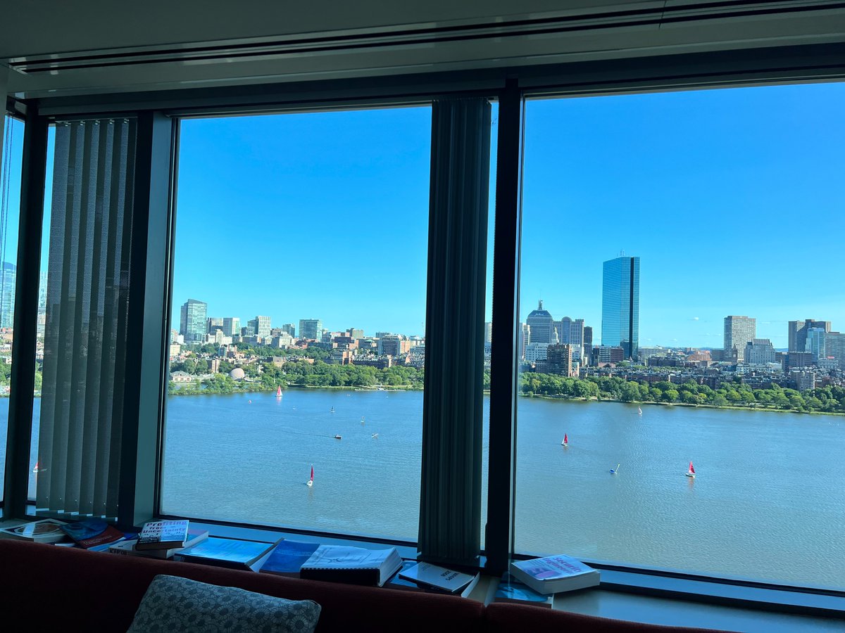 Ajay Nadig (@nadigajay) on Twitter photo This project was completed during an amazing internship at <a href="/MSRNE/">Microsoft Research New England</a> with the invaluable guidance of <a href="/lorin_crawford/">Lorin Crawford</a> and <a href="/avapamini/">Ava Amini</a> as part of the Ex Vivo project, with collaborators at <a href="/broadinstitute/">Broad Institute</a> <a href="/peterswinter/">Peter Winter</a> and Sri Raghavan. Amazing science, amazing mentorship, with a view! This project was completed during an amazing internship at <a href="/MSRNE/">Microsoft Research New England</a> with the invaluable guidance of <a href="/lorin_crawford/">Lorin Crawford</a> and <a href="/avapamini/">Ava Amini</a> as part of the Ex Vivo project, with collaborators at <a href="/broadinstitute/">Broad Institute</a> <a href="/peterswinter/">Peter Winter</a> and Sri Raghavan. Amazing science, amazing mentorship, with a view!