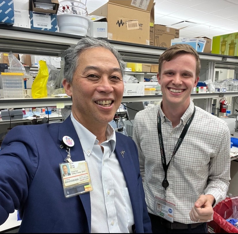 Benjamin Schrank, MD, PhD (@benjaminschrank) on Twitter photo Thanks <a href="/ACKoongMDPhD/">Albert Koong, MD PhD</a> for your encouragement along the way. Your mentorship shapes the growth of trainees like myself <a href="/MDAndersonNews/">MD Anderson Cancer Center</a> and beyond Thanks <a href="/ACKoongMDPhD/">Albert Koong, MD PhD</a> for your encouragement along the way. Your mentorship shapes the growth of trainees like myself <a href="/MDAndersonNews/">MD Anderson Cancer Center</a> and beyond