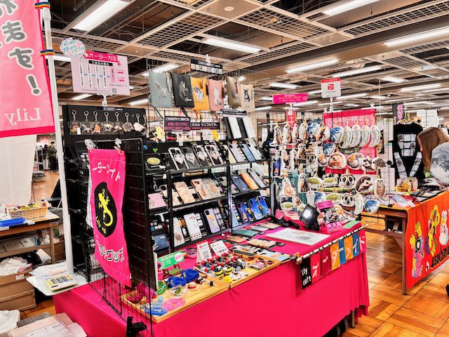 Lilywildrep's tweet image. 先日出店した
EXZOTIC REPTILES EXPO
のYouTubeのムービーでご紹介頂きました❗️
youtube.com/watch?v=QVo5FJ…
突然だったので上手く説明でき
たか分かりませんが、とても嬉しいです❣️
ありがとうございます💓
また宜しくお願いします🙇♀️