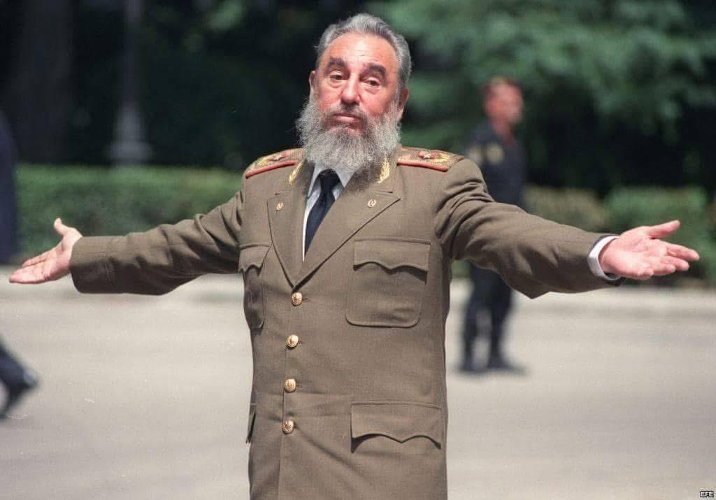 Abro 🪡🧶 de las cosas que logró Fidel Castro en la Cuba Revolucionaria que formó

No cualquiera... 🫡

No cualquiera tumba una dictadura con 20 hombres y 7 fusiles desafíando al imperio norteamericano.