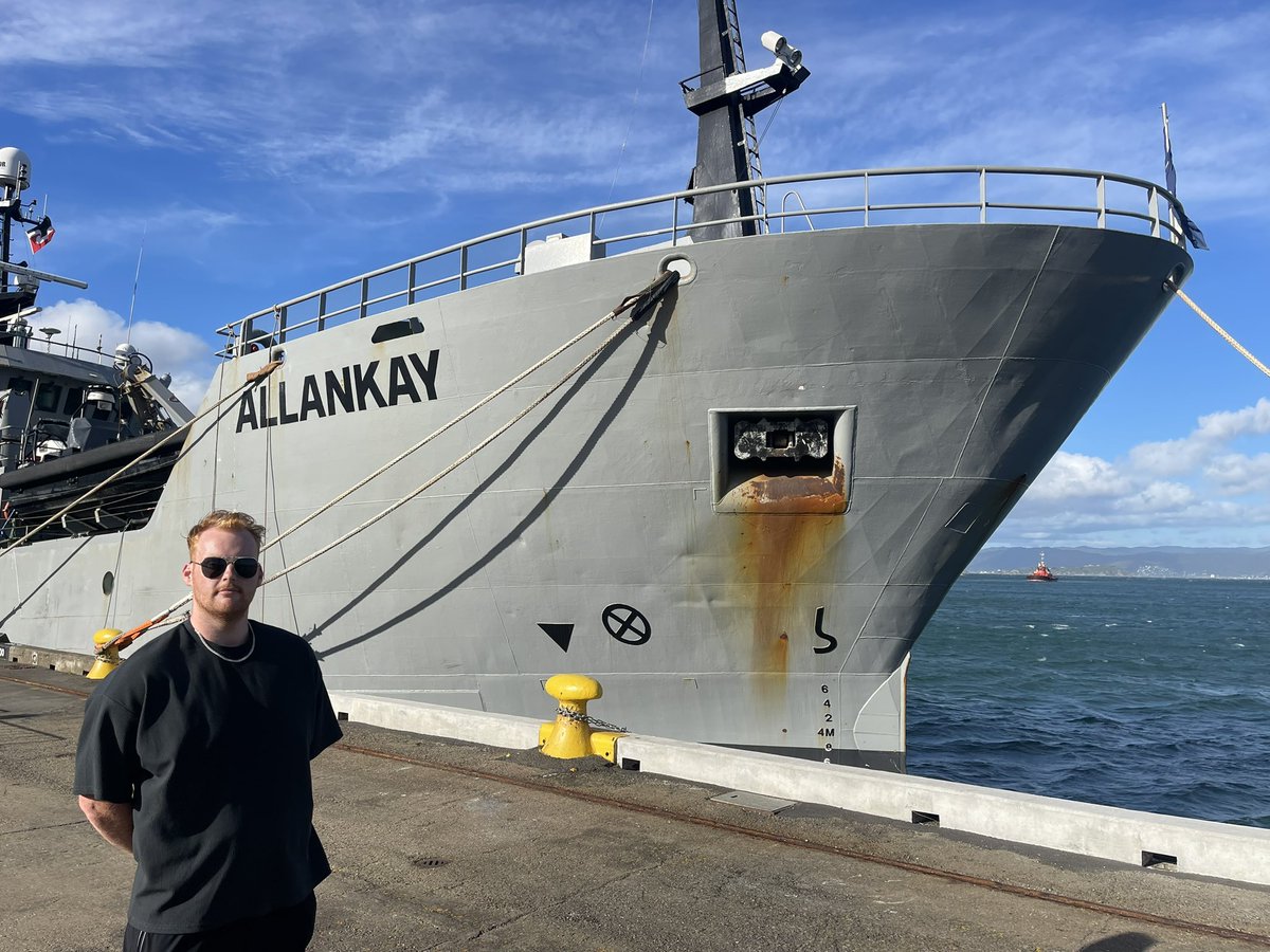 Theosutorius's tweet photo. It has been a super fun and enlightening experience working with the @seashepherd Wellington crew and the crew of the ALLANKAY over the last couple of weeks. Meet a whole bunch of cool people from all around the world, all sharing the same passion for conversation! https://t.co/V2Y7tRDyFw