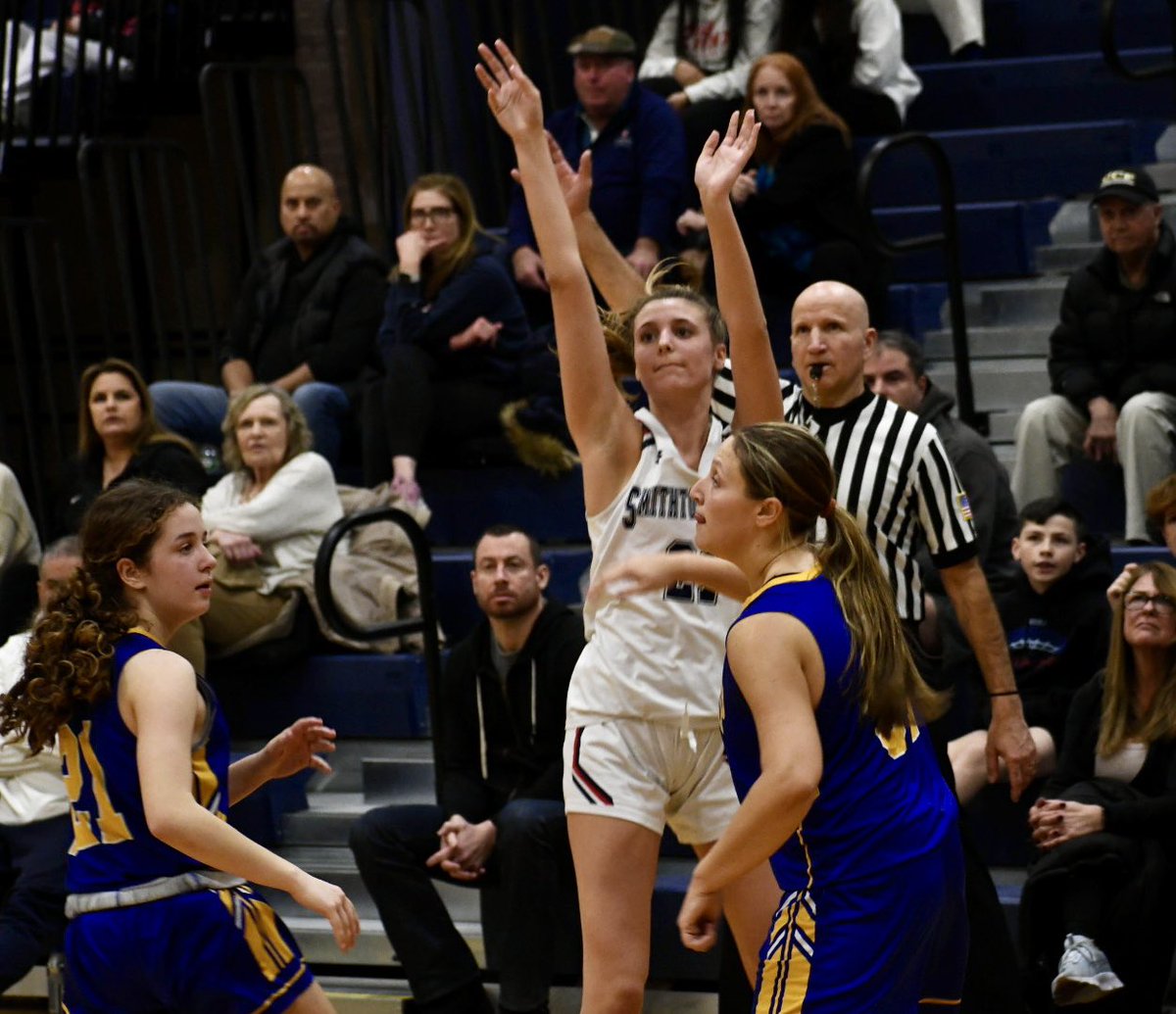 SmithtownCSD's tweet photo. 👏 to @SCSD_HSWgirls varsity basketball for defeating West Islip tonight 50-38 in the Section XI quarterfinals! 
The Bulls advance to the semifinals on Tuesday, March 4 at Walt Whitman High School at 5pm.
#BELIEVE https://t.co/B9IRbqYtzy