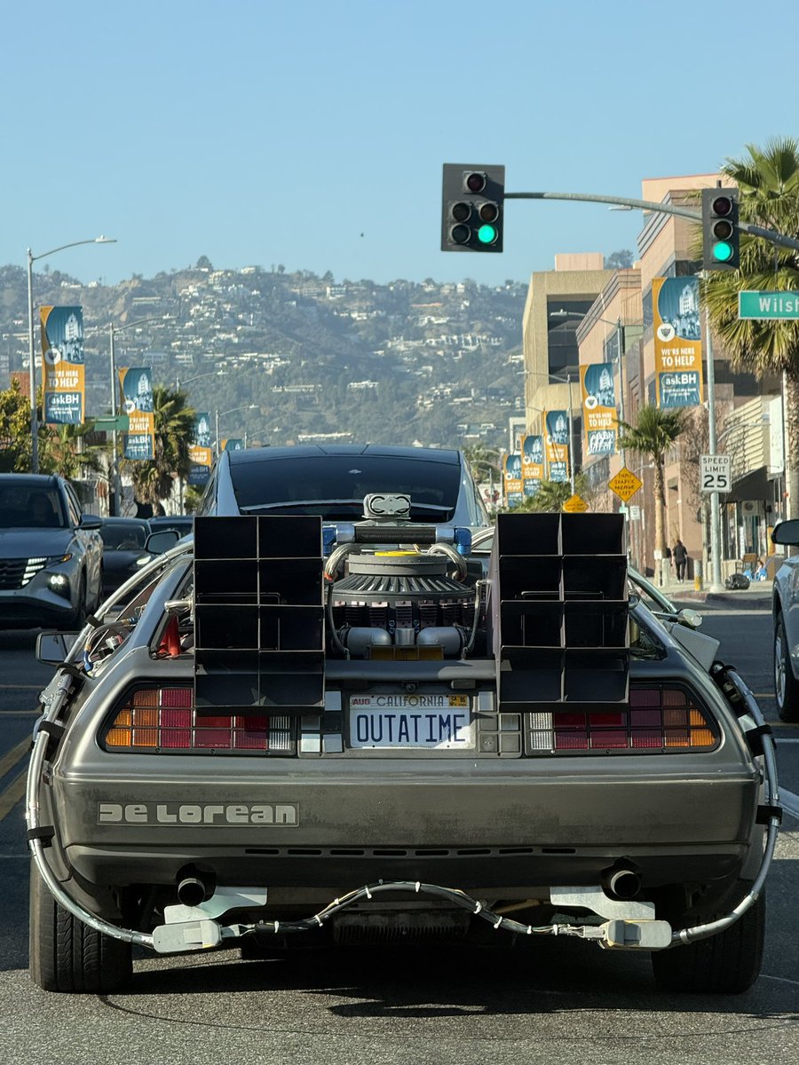 Spotted! <a href="/deloreanmotorco/">DeLorean Motor Company</a>