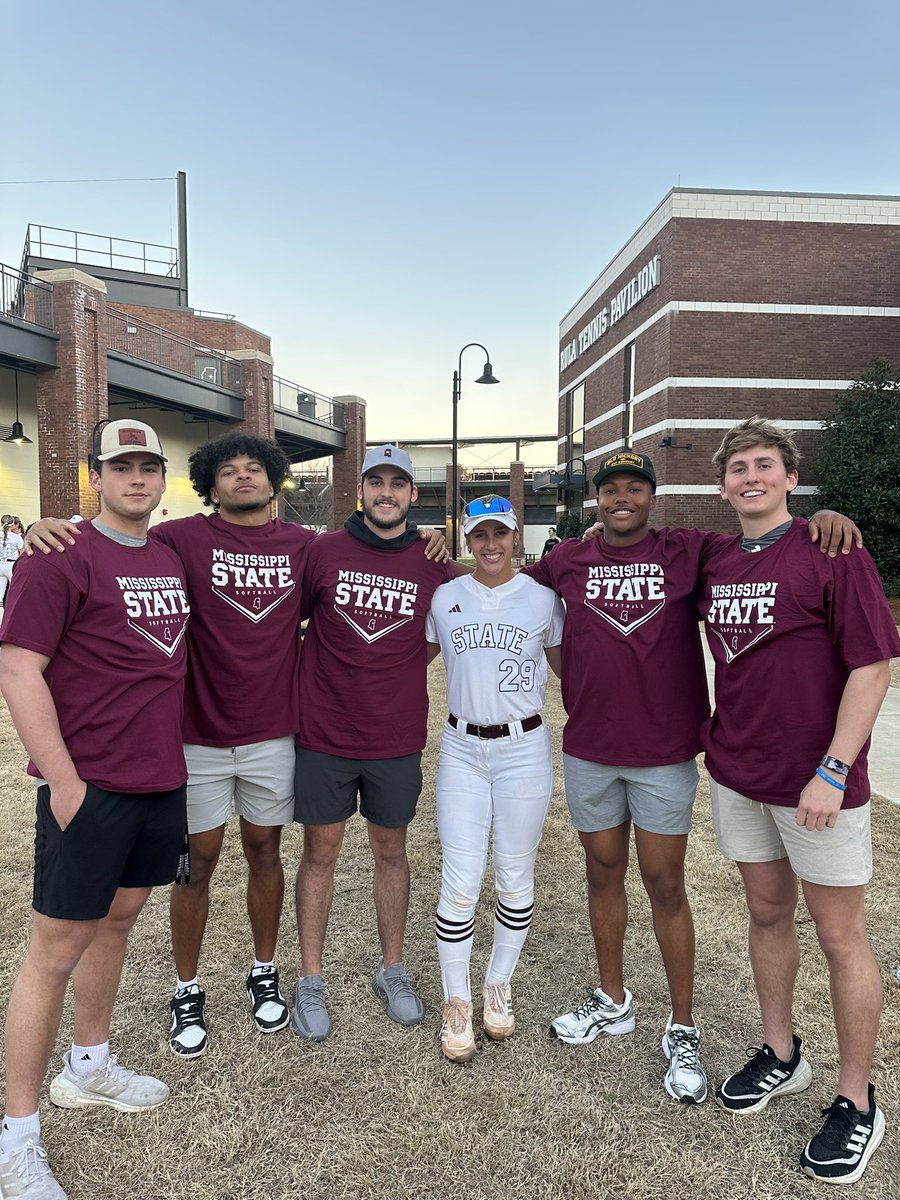 Specs🤝🏻<a href="/HailStateSB/">Mississippi State Softball</a> 

<a href="/SierraSacco_/">Sierra Sacco</a> <a href="/PulliamEthan/">Ethan Pulliam</a> <a href="/MarlonHauck/">Marlon H.</a> <a href="/williamwilk_/">William Wilkinson</a> <a href="/LukeBeard7/">Luke Beard</a>