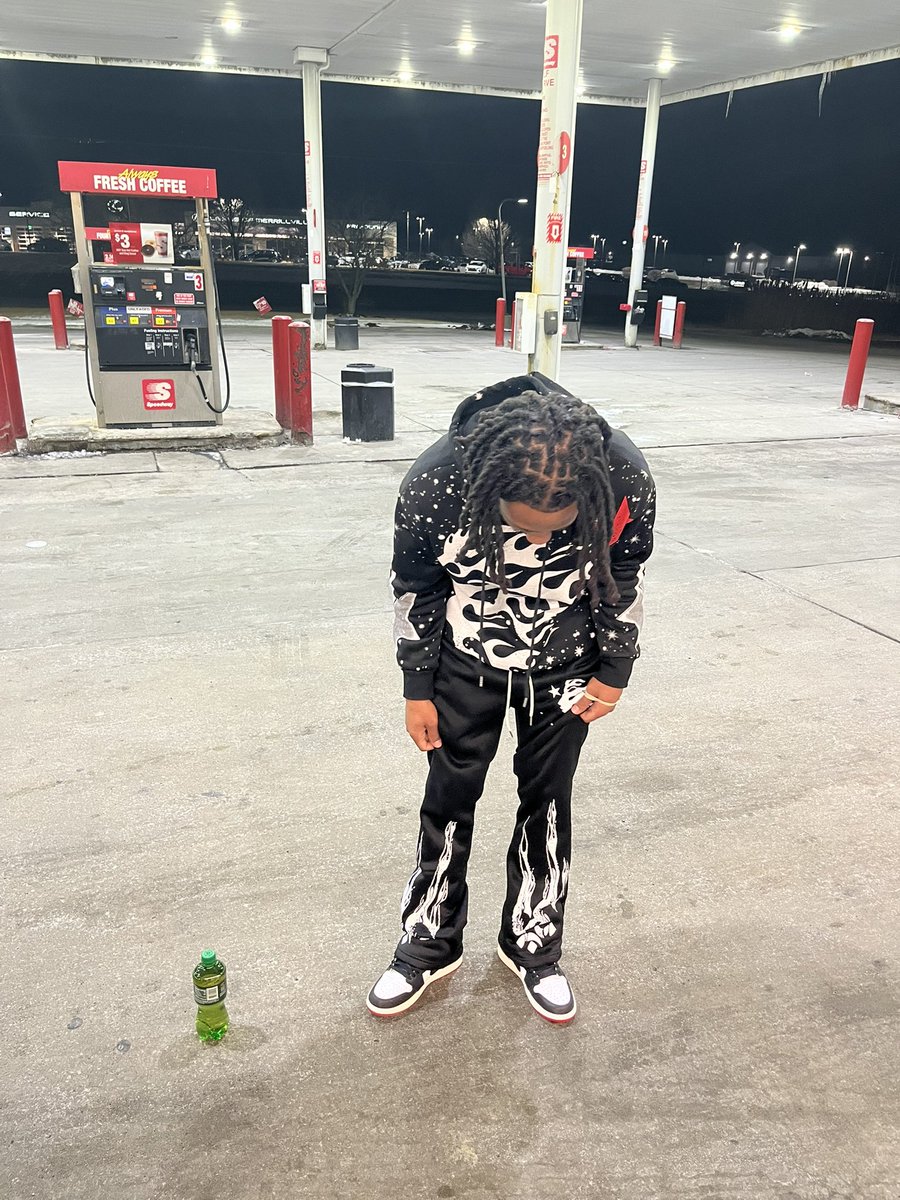 tjacknevercared's tweet image. 