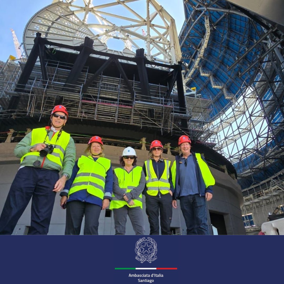 Italy in Chile tweet media