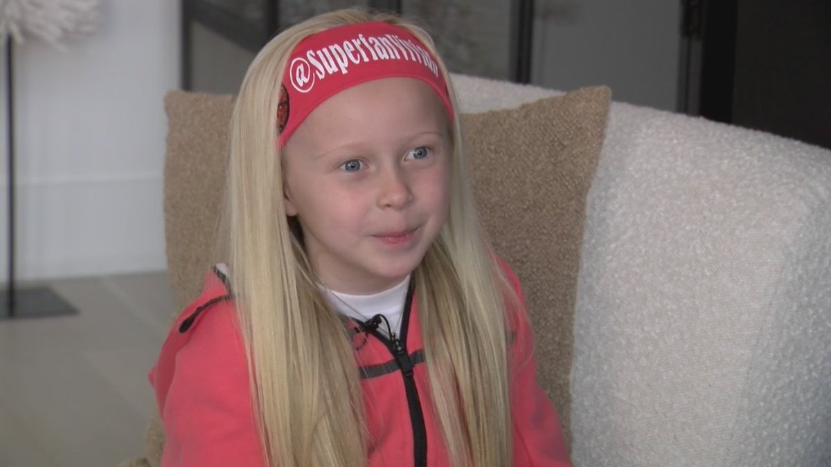 Six-year-old basketball superfan from Benton makes viral TikToks with NBA, WNBA players trib.al/oftrAan