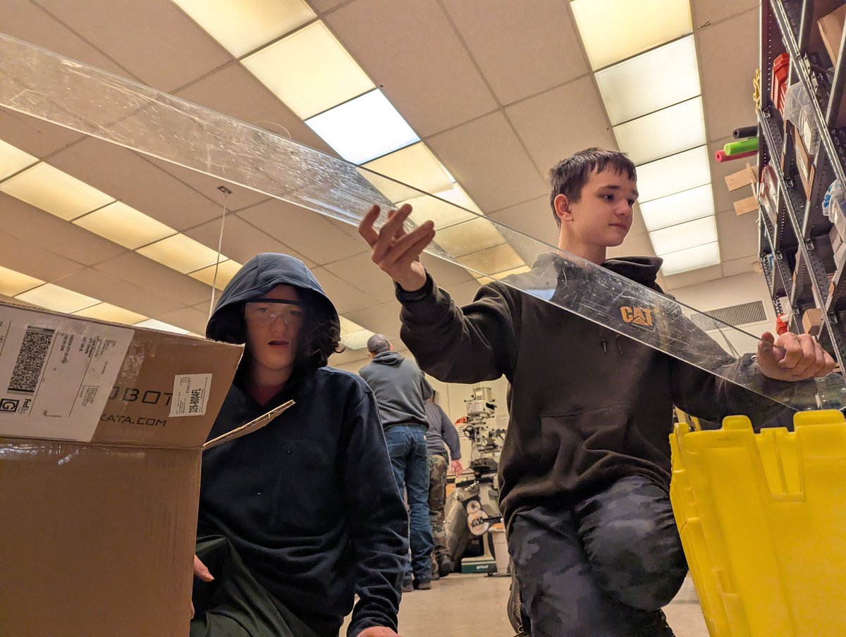 Skynet_Robotics's tweet image. Working hard or hardly working!