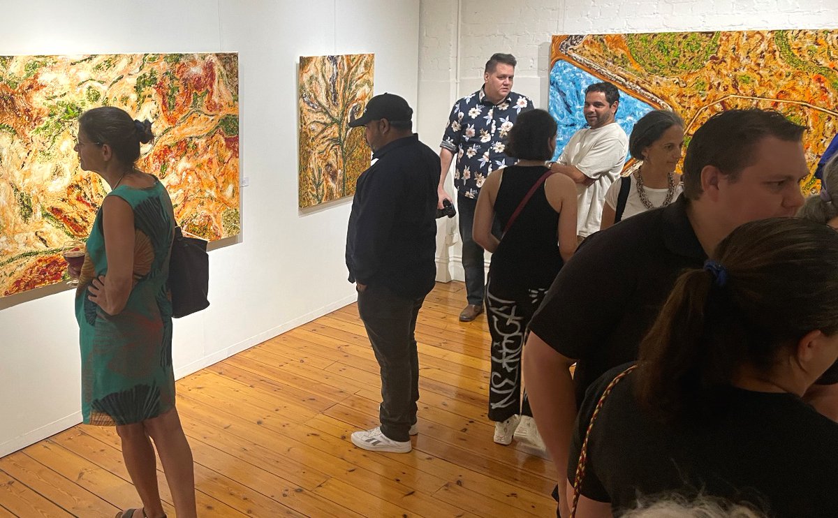 Great support for the opening reception of Rohin Kickett’s new exhibition ‘Charlies Footsteps’ at Japingka japingkaaboriginalart.com/collections/ro… #contemporaryart #AboriginalArt #JapingkaGallery #indigenous