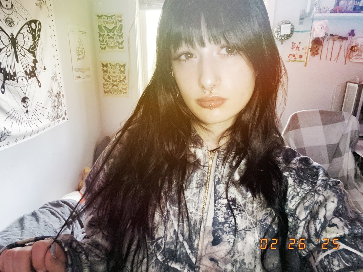 jennemy1's tweet photo. 🖤 https://t.co/0JCn6cmsdw