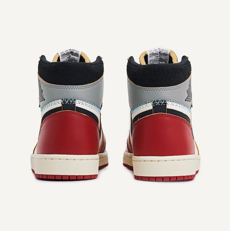 JustFreshKicks's tweet photo. Like for good luck tomorrow. ❤️ https://t.co/IUJVakgsA6