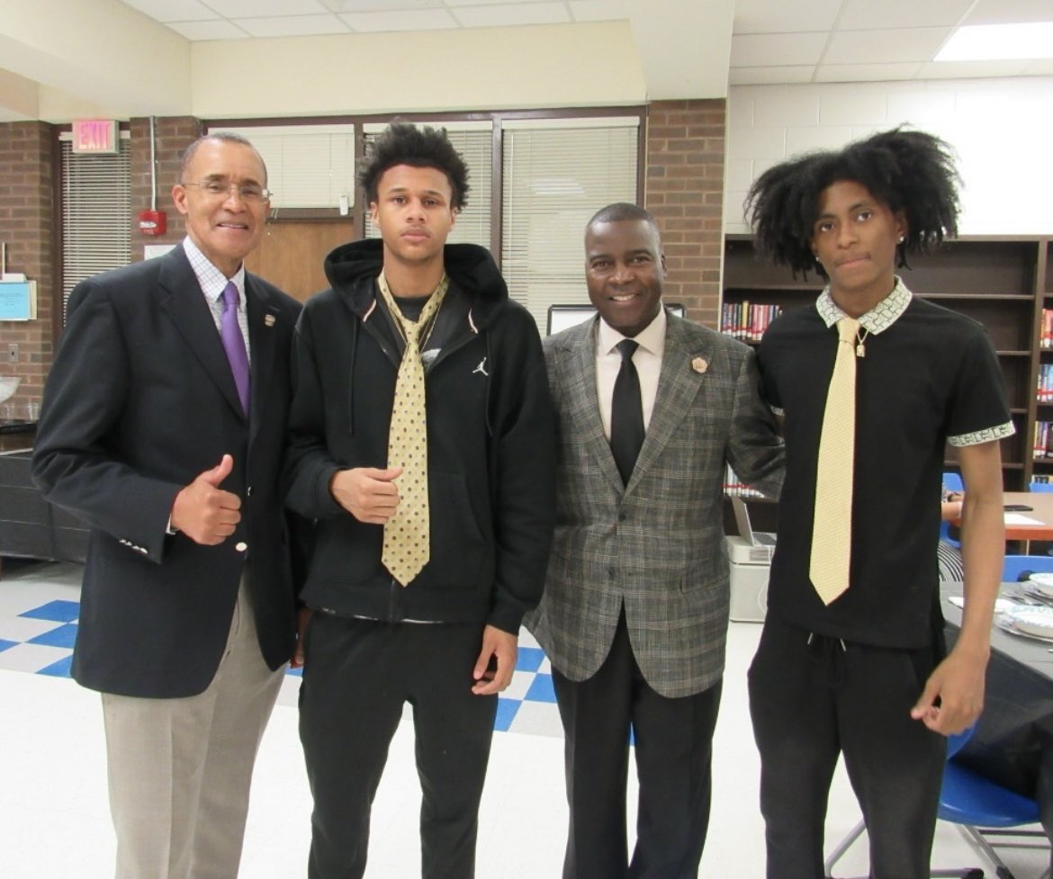WOHS Counseling (@wohscounseling) on Twitter photo ACE/BOSS Etiquette Luncheon! <a href="/WestoverHS/">Westoverhigh</a> students put into practice the skills obtained from previous sessions. A quick refresher, then bon appetite! The meal was very tasty! Thanks TGG, Omega Psi Phi Fraternity, Inc. for your support. <a href="/michele_miller3/">Michele Miller</a> <a href="/DrVernonLowery/">DrVernonLowery</a> #WeAreCCS ACE/BOSS Etiquette Luncheon! <a href="/WestoverHS/">Westoverhigh</a> students put into practice the skills obtained from previous sessions. A quick refresher, then bon appetite! The meal was very tasty! Thanks TGG, Omega Psi Phi Fraternity, Inc. for your support. <a href="/michele_miller3/">Michele Miller</a> <a href="/DrVernonLowery/">DrVernonLowery</a> #WeAreCCS