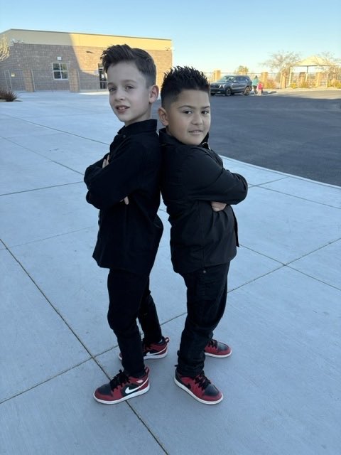 TheyCallMeMOLLS's tweet photo. @FromExes @BrunoMars I will hug him for you! This was just before the talent show, look how big he got! 🥹♥️ https://t.co/quVhhvWJTK