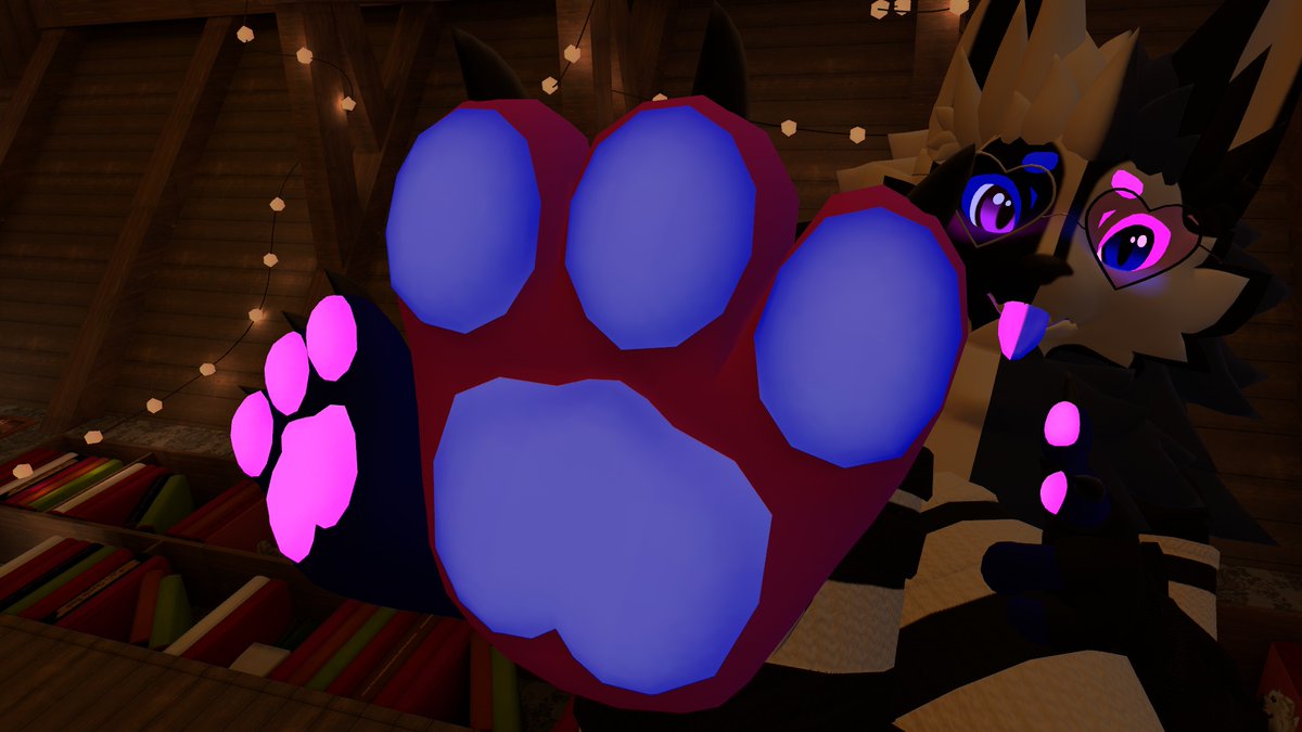 For people who loves paws there ya go free paws :3