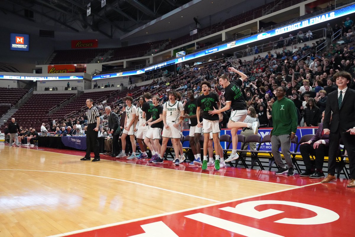 DISTRICT CHAMPIONS!!☘️🏀